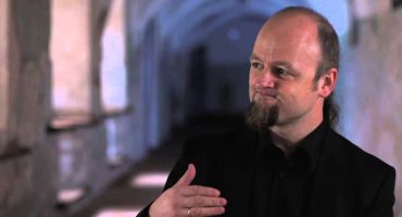 Read more about the article Ar liturgija gali būti klaidinga, neteisinga?