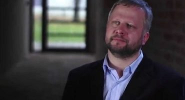 Read more about the article Ar Šventoji Dvasia yra asmuo?