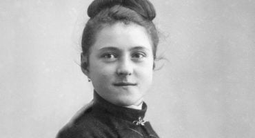 Read more about the article Šventoji Teresė Karmelyje. Dokumentinis filmas