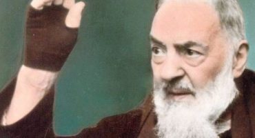 Read more about the article Melskis, tikėk ir nesirūpink: šv. Tėvas Pijus. Dokumentinis filmas