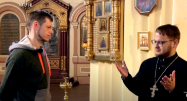 Read more about the article Ar ikonos yra stabmeldystė? | Kun. Gintaras Sungaila