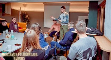 Read more about the article Diskusija apie krikščionybę Laisvos filosofijos klube (II d.)