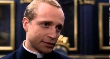 Read more about the article Karolis: žmogus tapęs popiežiumi