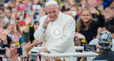 Read more about the article Popiežiaus kalba jaunimui katedros aikštėje Vilniuje