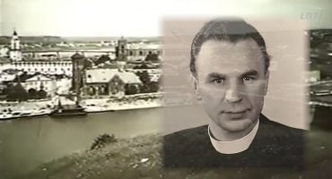 Read more about the article Literatūros pėdsekys. Maldos iš Dievų miško. Kun. Stasys Yla