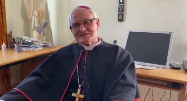 Read more about the article Žuvelė #098 Dievo tarnas kun. kankinys Alfonsas Lipniūnas. J. Kauneckas