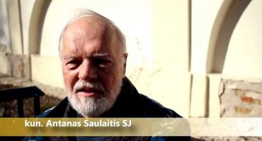 Read more about the article Apie šlovinimą #1: Kas yra šlovinimas?