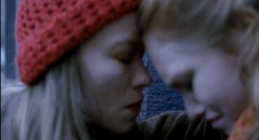 Read more about the article Tiltas. Trumpas meninis filmas.