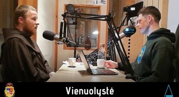 Read more about the article Kas yra vienuolystė ir ar ji reikalinga? (XFM nr. 36)