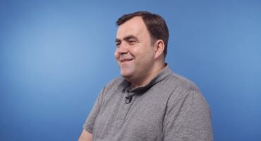 Read more about the article Priklausomybių ligos. Kun. Kęstučio Dvarecko liudijimas