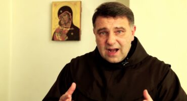 Read more about the article Kad Meilė triumfuotų. Astijaus Kungio OFM mintys apie šv. Kalėdas