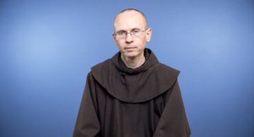 Read more about the article Sekmadienio meditacija. Džiaugsmo ir ramybės kelias: paimti savo kryžių, atsižadėti savęs