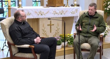 Read more about the article Žuvelė #094 Išlaisvinimas. 2 dalis. Namų darbai. V. Poškus ir A. Valkauskas.
