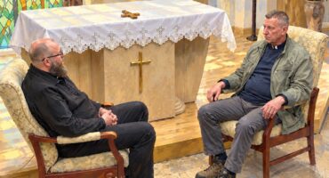 Read more about the article Žuvelė #110 Piktosios dvasios varginimas. V. Poškus ir A. Valkauskas.