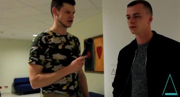 Read more about the article „Tokių sunkių klausimų manęs dar niekas nėra klausęs” – Benas